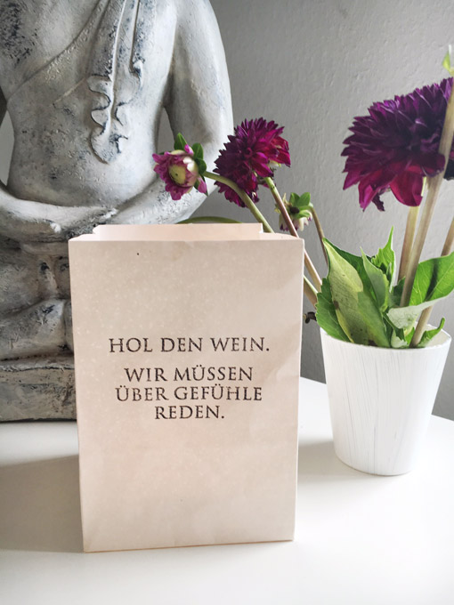 Wunderwort Lichttüte "Hol den Wein"