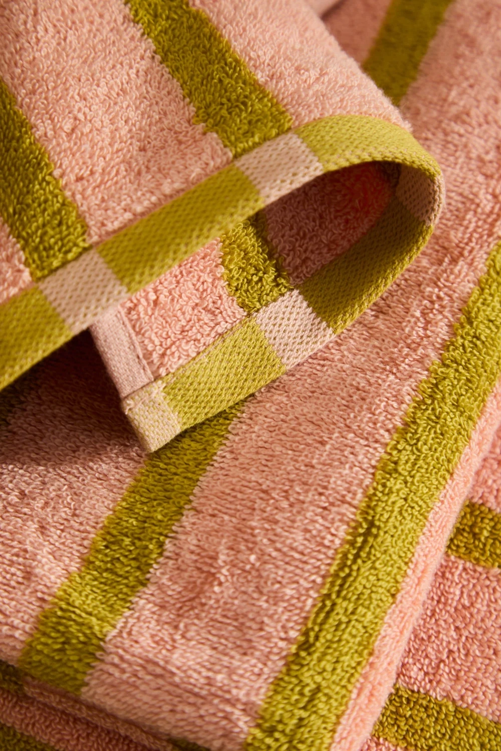 Badehandtuch mit rosa und grünen Streifen Saturno, ca. 30 x 50, Gästehandtuch