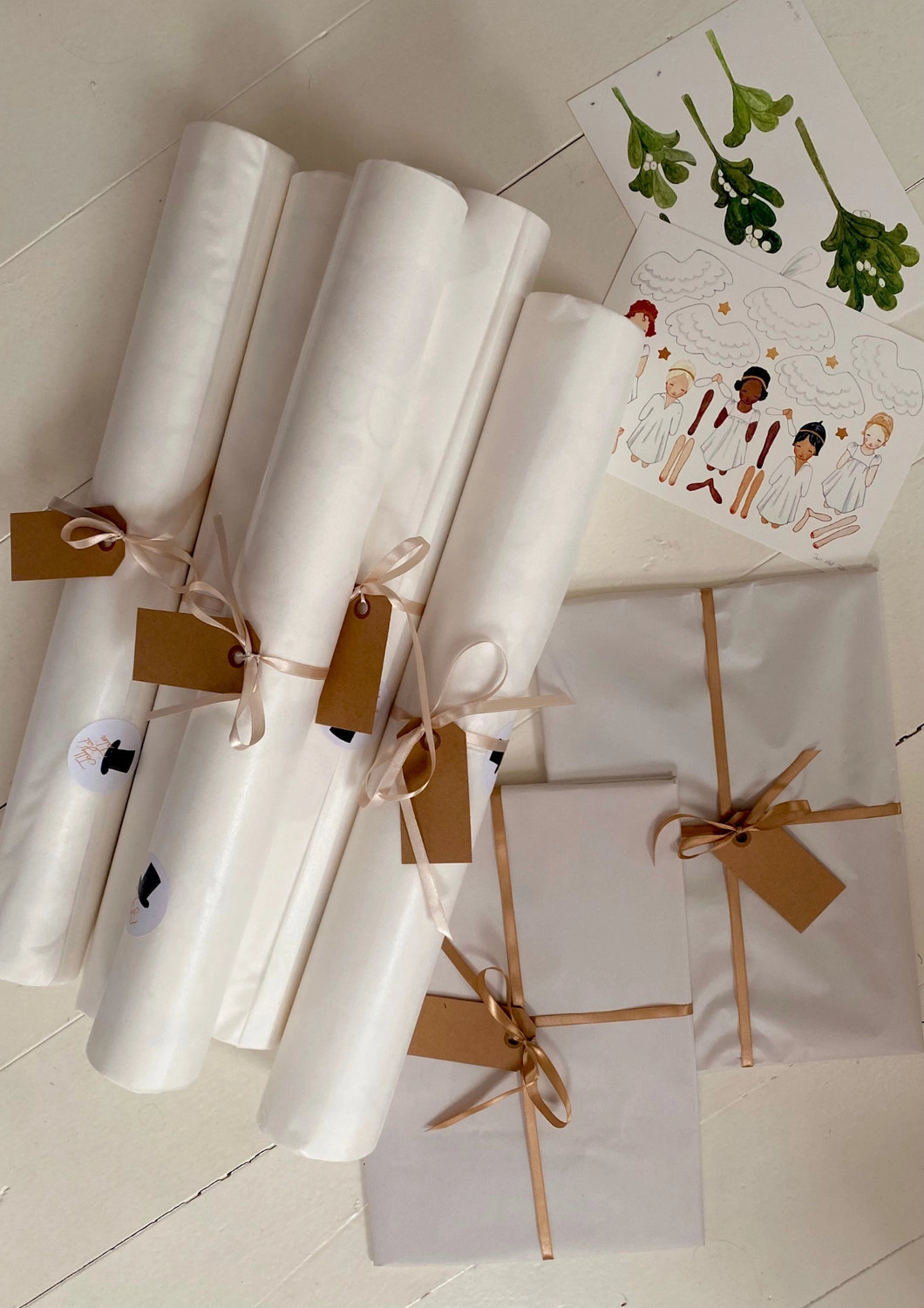Tall Hat Tales Bastelset Nr. 8 "Mistelzweig" aus Papier von Tall Hat Tales aus Dänemark