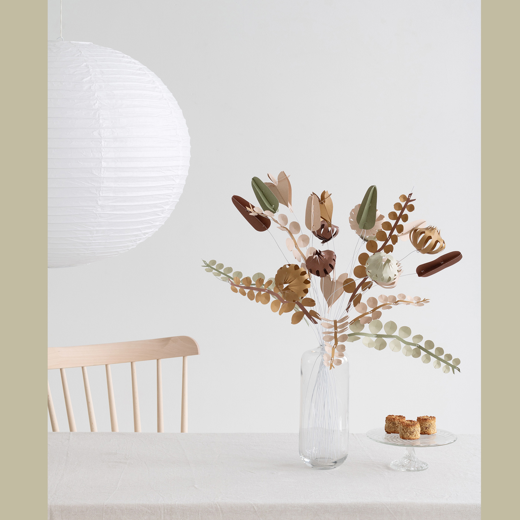 Jurianne Matter FIELD flowers – large , Bastelset , Papierblumen