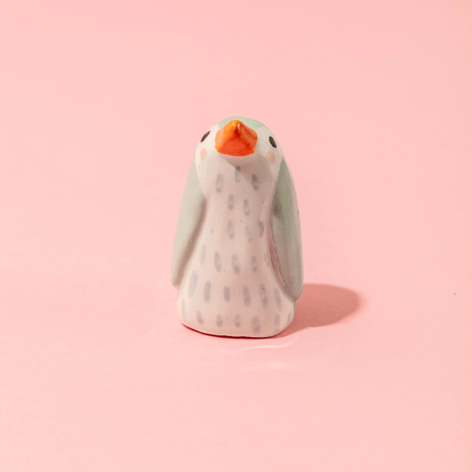 Ana Seixas Baby-Pinguin Minze aus Portugal, Keramik ca. 5,5 cm, Handgefertigt   