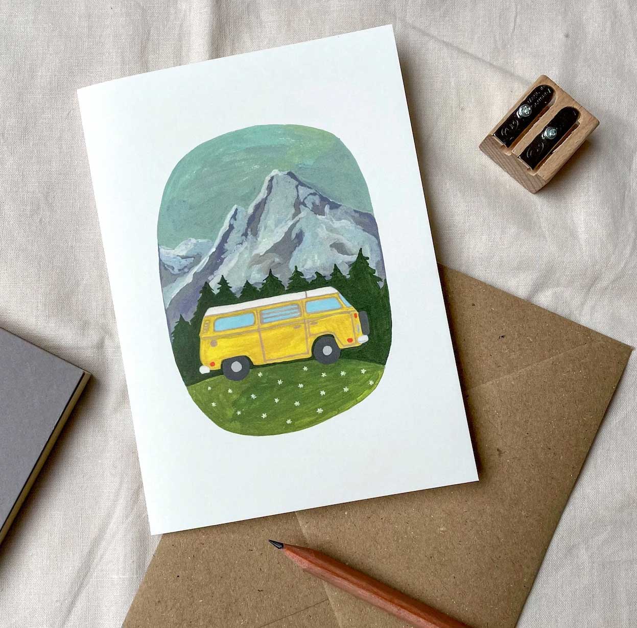 Doppelkarte "yellow camper" von Pink Cloud Studio , Camping