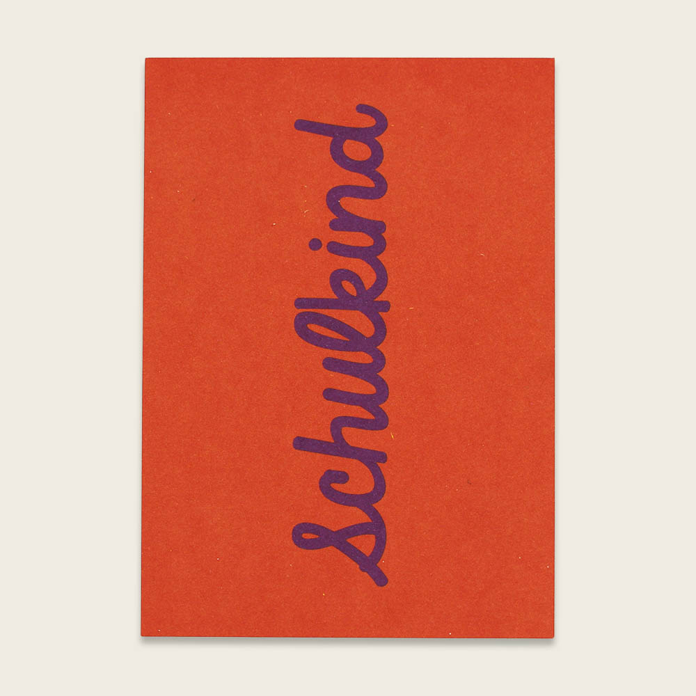 Postkarte Schulkind, lila/orange von Ava & Yves  