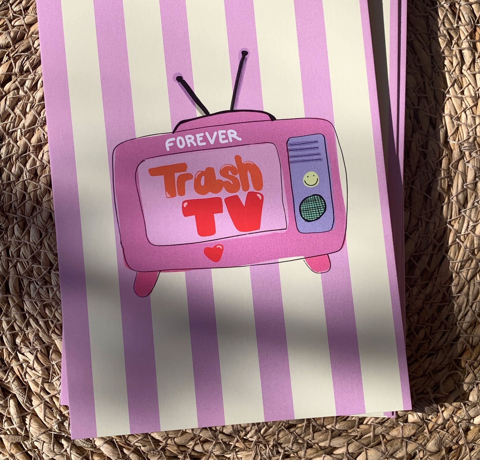 Postkarte Trash Tv forever von Ute Arnold   
