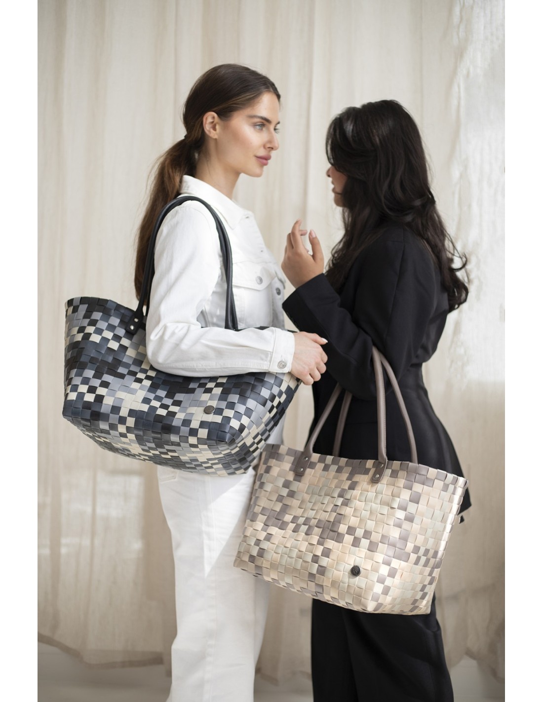 Handed By Mingle - Shopper ,  PU Griffe , Farbe: Black Mix 