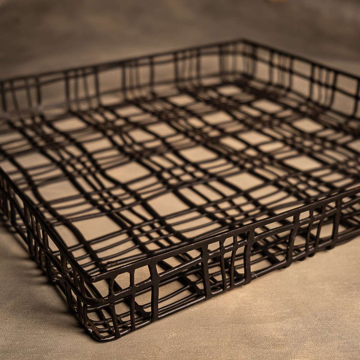 KLATT OBJECTS DALMA EX Tablett quadratisch , ca. 45 x 45 cm   