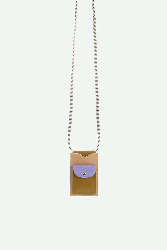 Handytasche in beige olive flieder von The Sticky Sis Club, phone pouch |l sole | coloré | affogato beige + costa green + sunset lilac