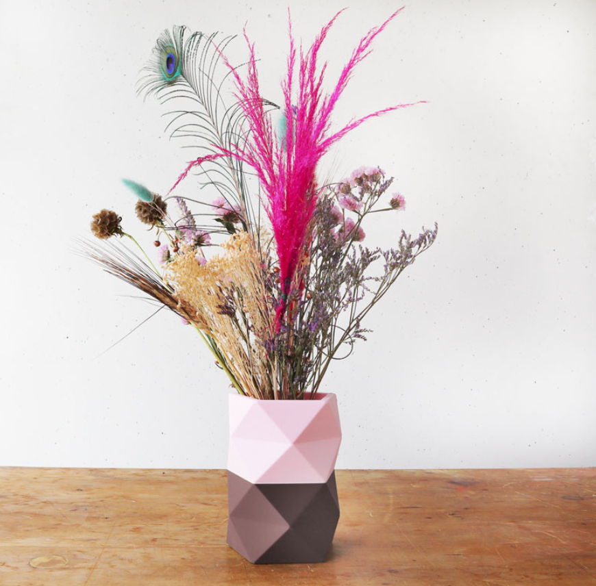 Origami Vase M Neon Chocolate Brown - Peach Pastel, ca. 10 x 15 cm, Bio-Kunststoff 