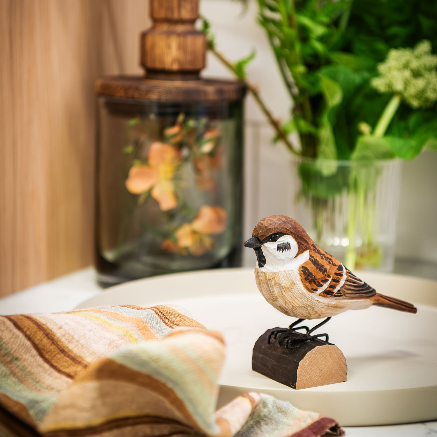 Vogel Feldsperling Lindenholz handgeschnitzt Decobird von Wildlife Garden