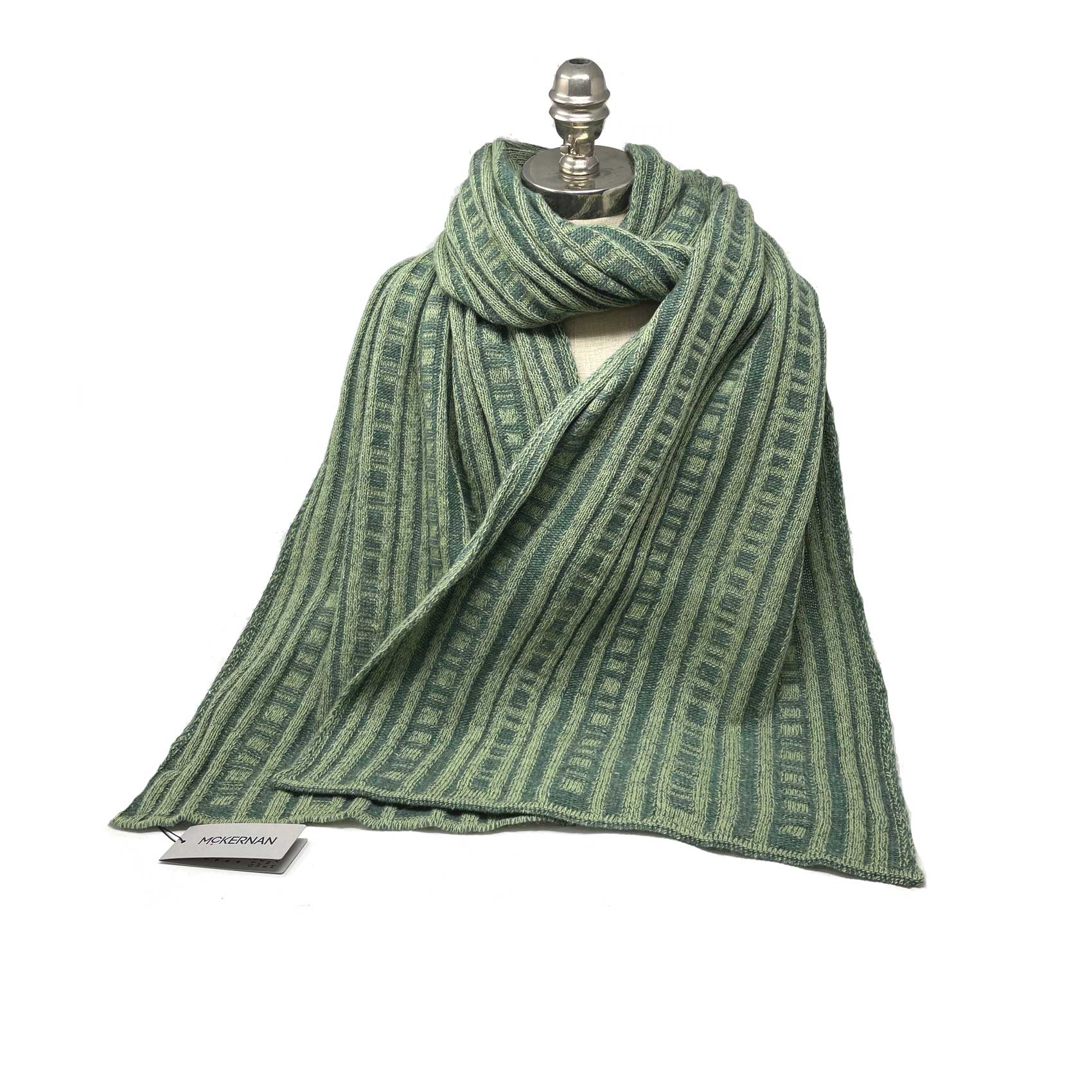 McKernan Schal "BRINDLE" PERIDOT,  ca. 42 x 195 cm , 100 % Wolle  