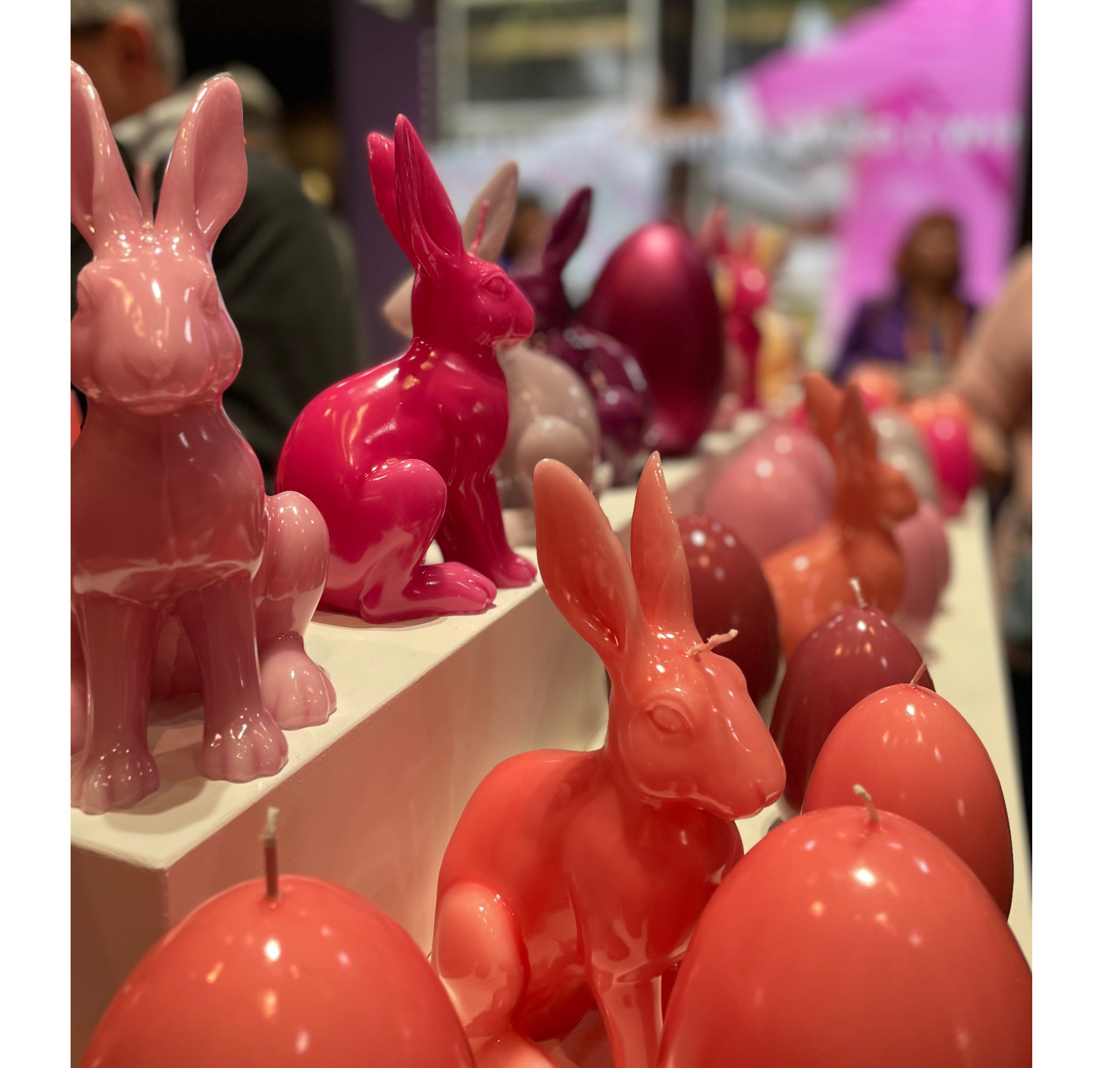 Engels Kerzen Objektkerze Hase,  Höhe ca. 20 cm, Farbe: Pink