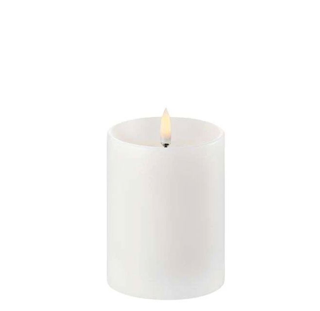 Piffany Copenhagen – UYUNI LIGHTING LED Kerze Shoulder - Nordic White, D. ca. 7,8 x 10 cm