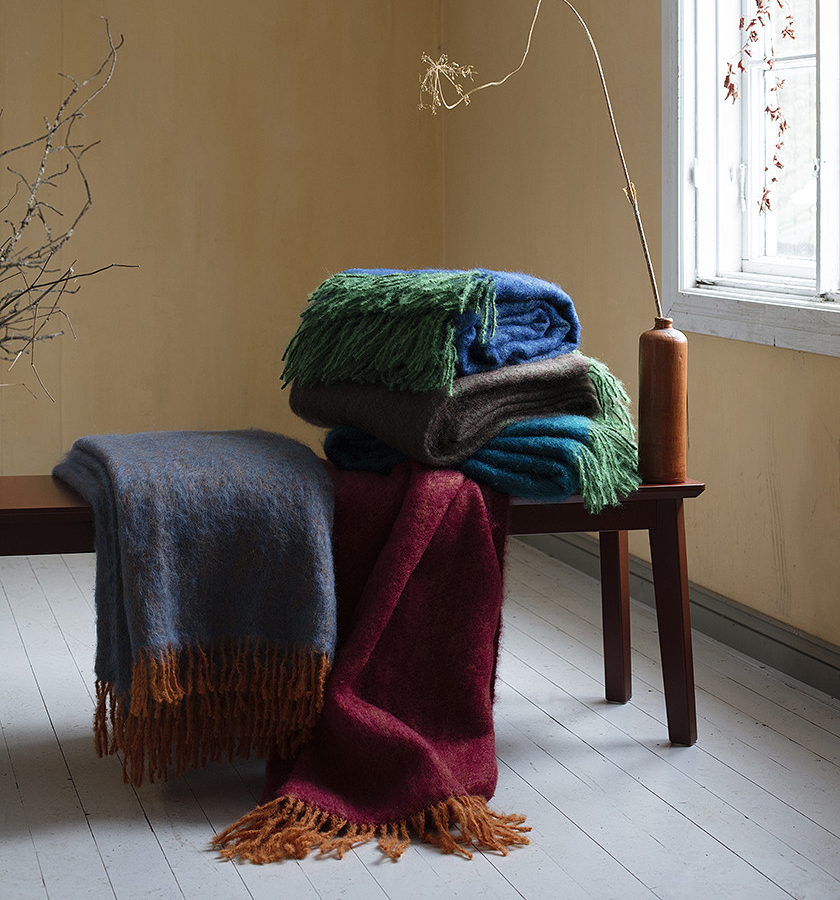 Lapuan Kankurit REVONTULI Wolldecke Mohair bordeaux-terra , 130×170 cm Lapuan Kankurit REVONTULI Wolldecke Mohair bordeaux-terra , 130×170 cm