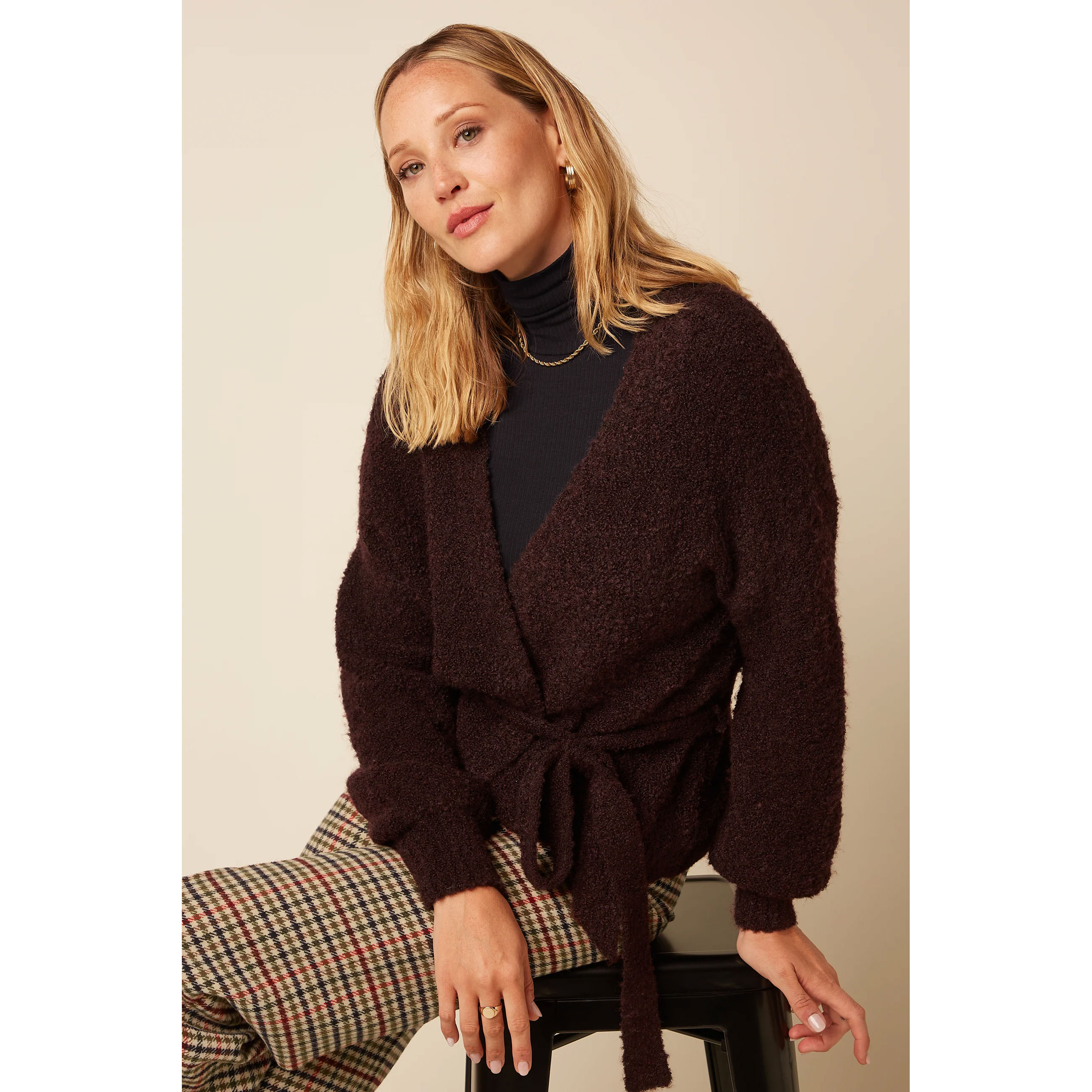 King Louie Cardi Loose Boucle Knit, Farbe Grape Red - Boucle Knit, Jacke, Cardigan