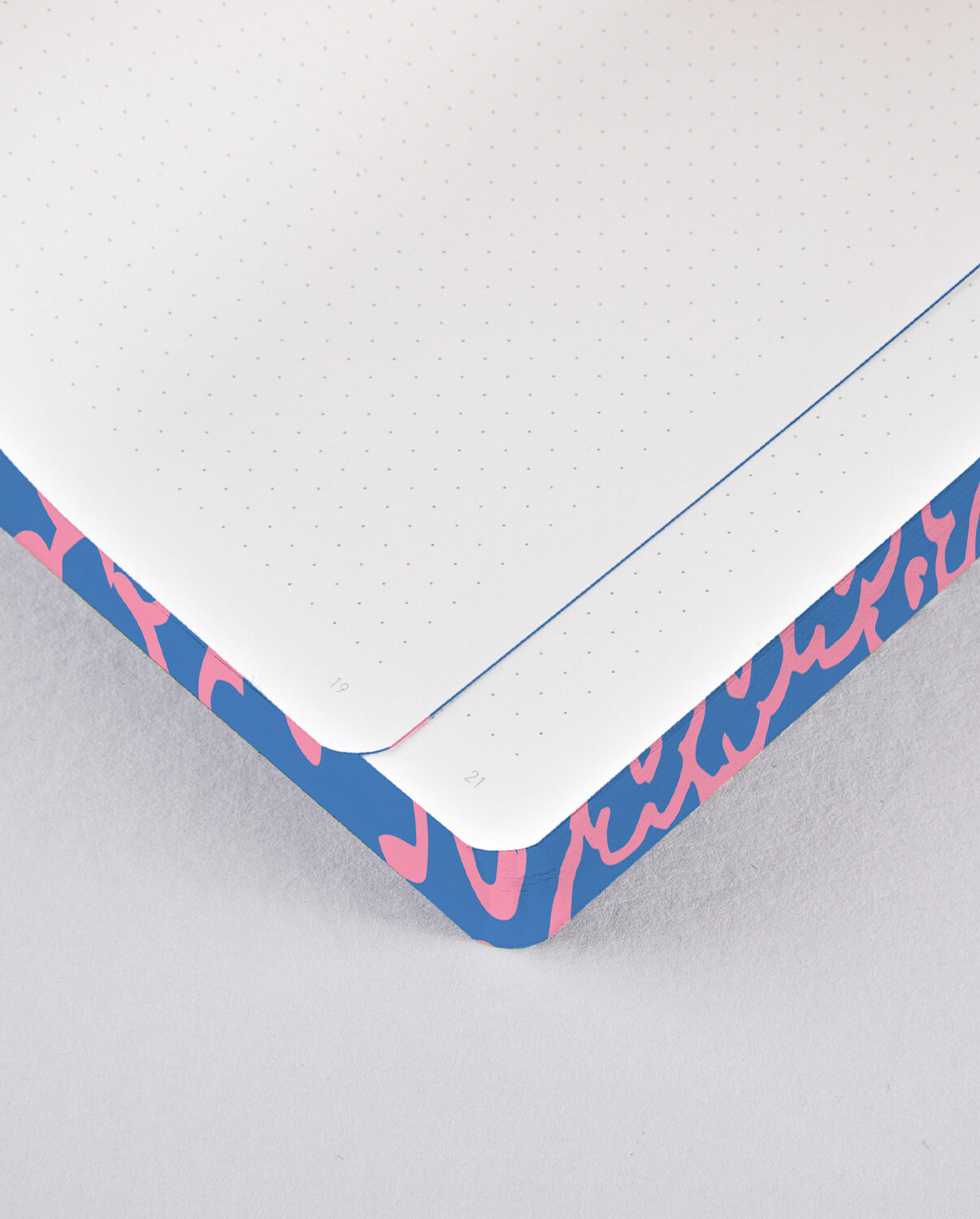 NUUNA Notizbuch Graphic L Flower Power, 165 × 220 mm  