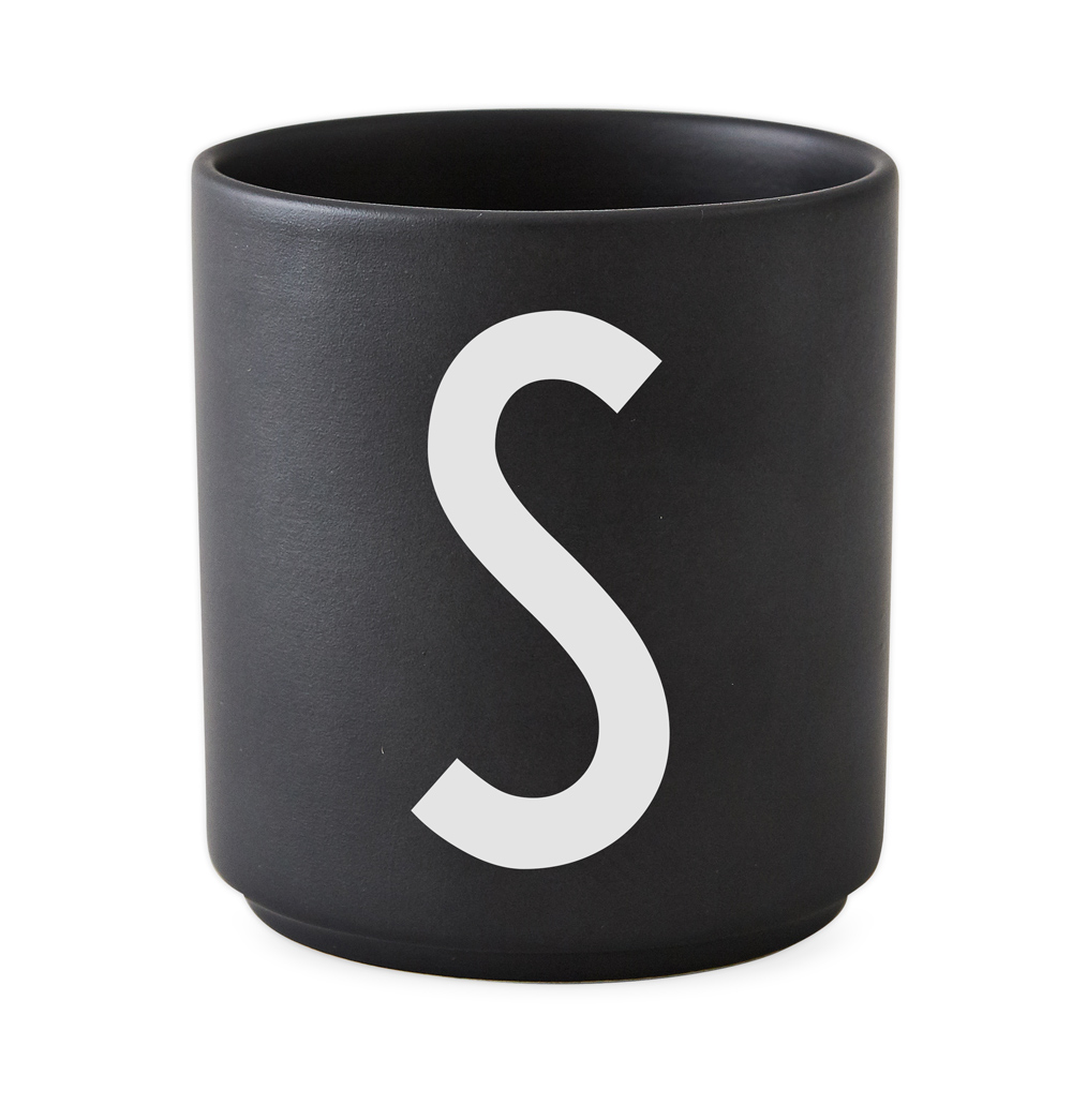 Design Letters AJ Cup, Porzellan Becher "S" , Farbe: Schwarz, Arne Jacobsen 