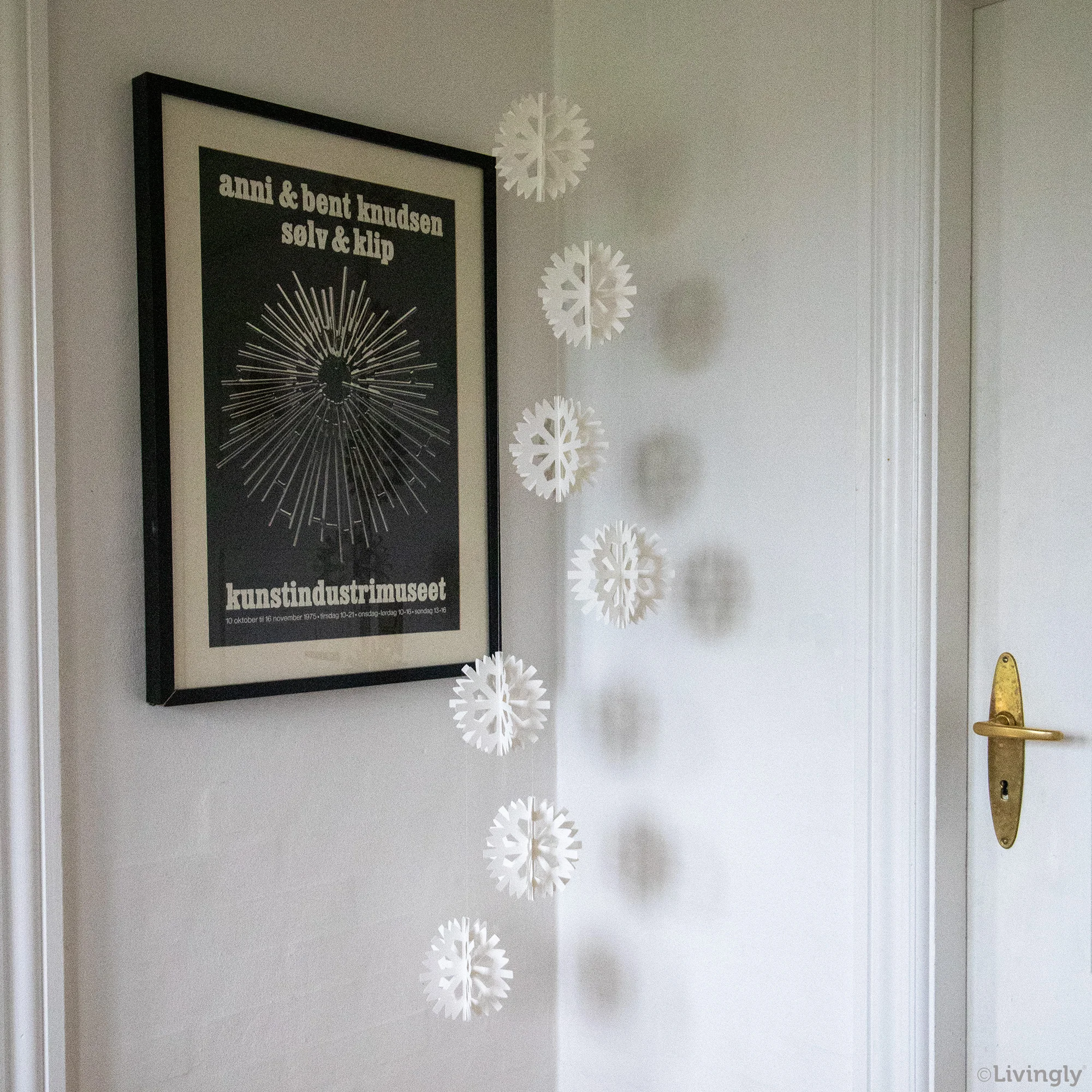 Livingly Mobile Scandinavian Snowflake Mobile 7, white von Livingly aus Dänemark