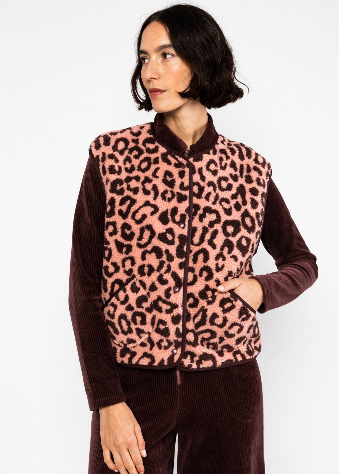 Blutsgeschwister Weste Arctic Armour leo chic