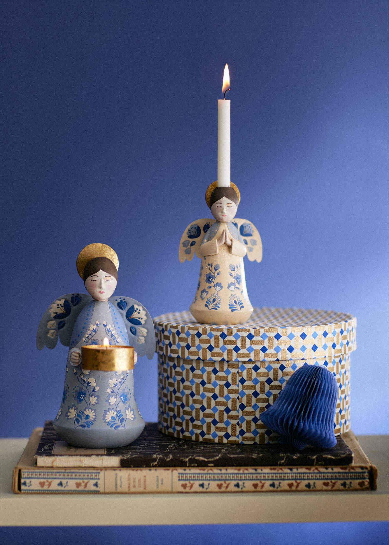 Bungalow XMAS Engel Marigold Riviera, Kerzenständer, H.13 cm von Bungalow Candle Holder Angel Marigold Sky Blue