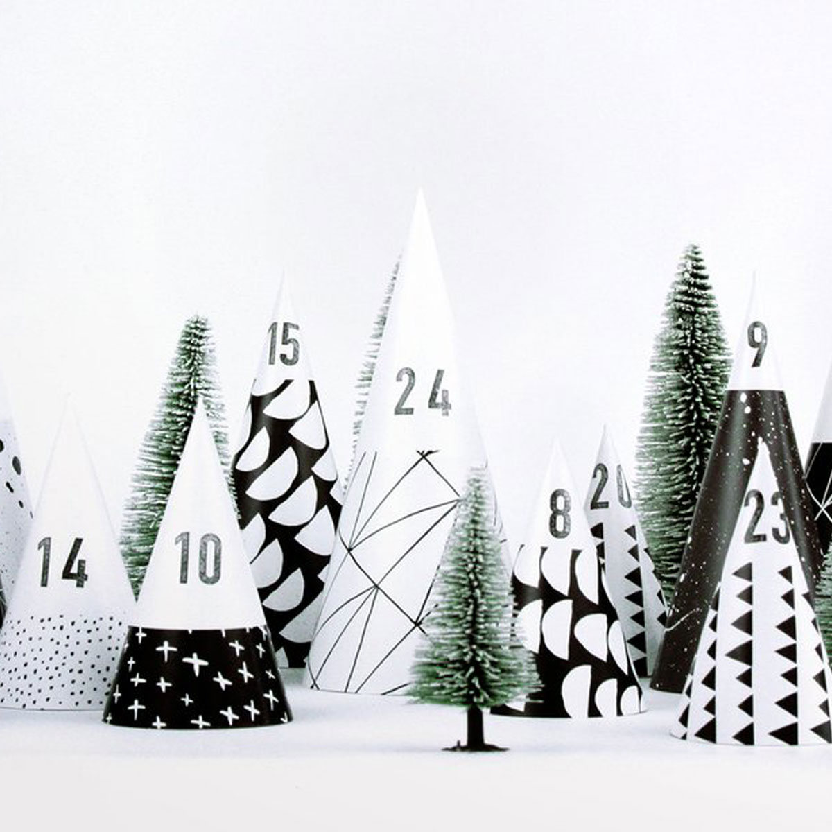 Adventskalender "Hyggewald" Bastelbogen von Typealive