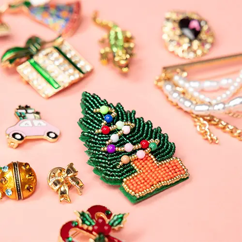 Brosche Weihnachten Weihnachtsbaum Filz & Perlen, Modeschmuck    