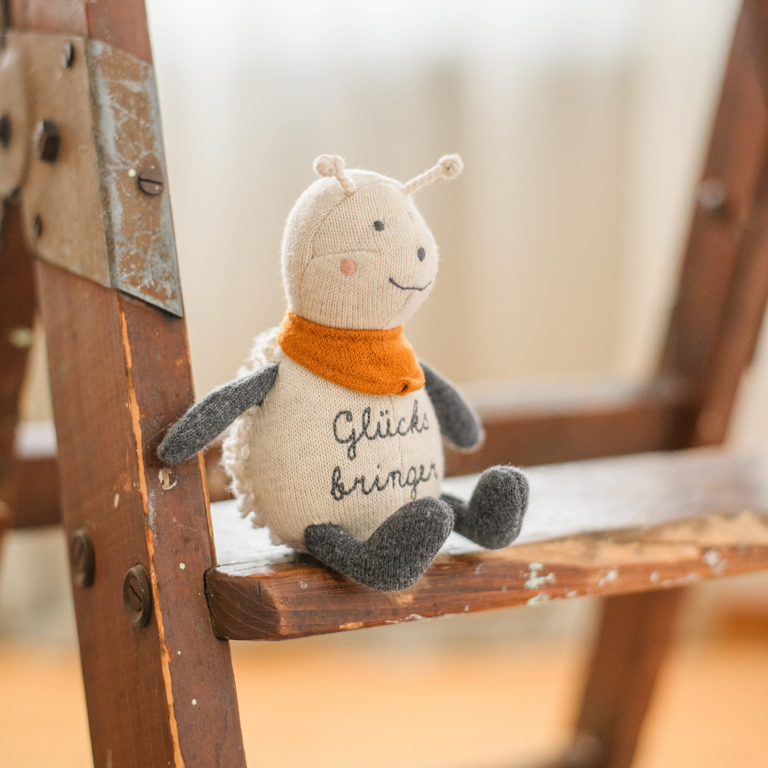 Marienkäfer “Glücksbringer” bouclé, creme/anthrazit von Ava & Yves , ca. 14 cm
