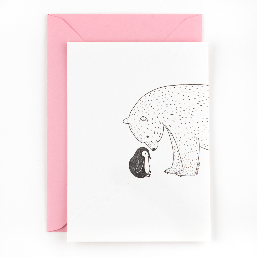 Letterpress Karte " Little penguin meets a polar bear" mit Umschlag, handgedruckt von Studio Flash