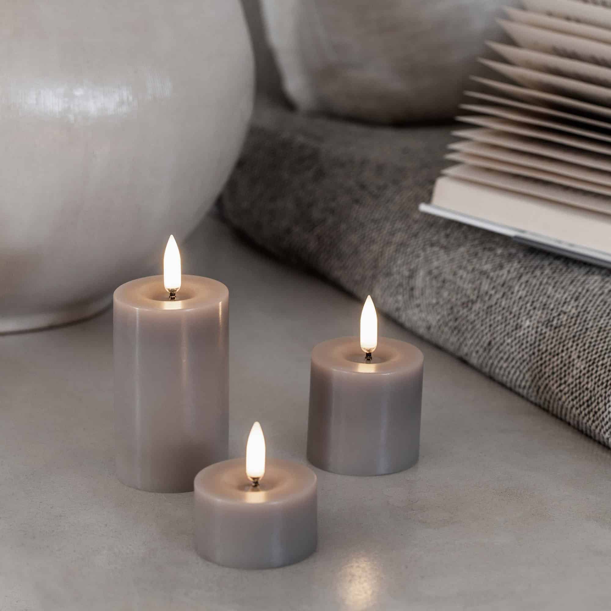 Piffany Copenhagen – UYUNI LIGHTING LED pillar melted candle, Nordic white, Rustic, 7,8x15 cm  
