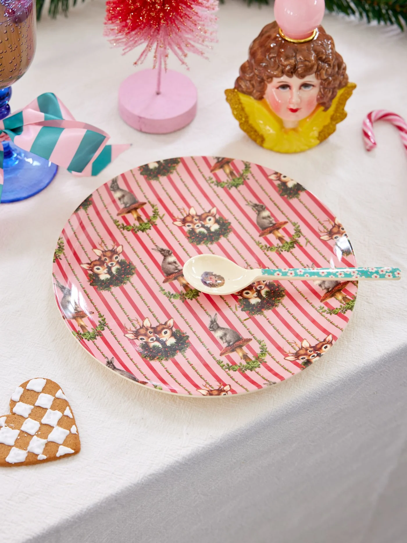 Rice Melamin XMAS Teller, Sweet Forest Rot Print, D. ca. 20 cm, Weihnachten  