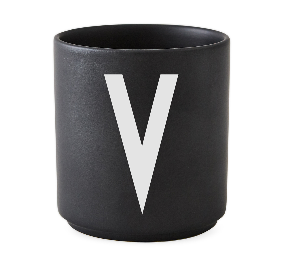 Design Letters AJ Cup, Porzellan Becher "V" , Farbe: Schwarz, Arne Jacobsen