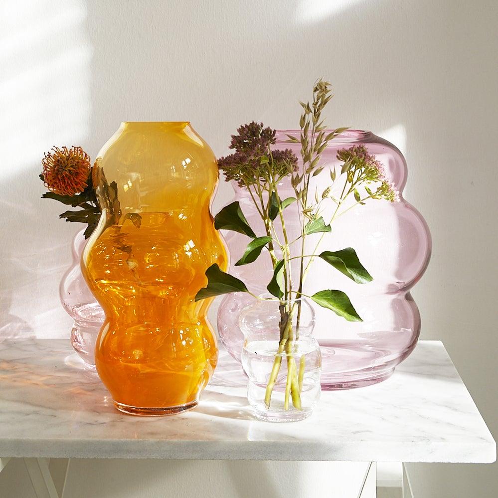 FUNDAMENTAL BERLIN Vase Muse S, Rubine, Höhe ca. 13 cm, Glas