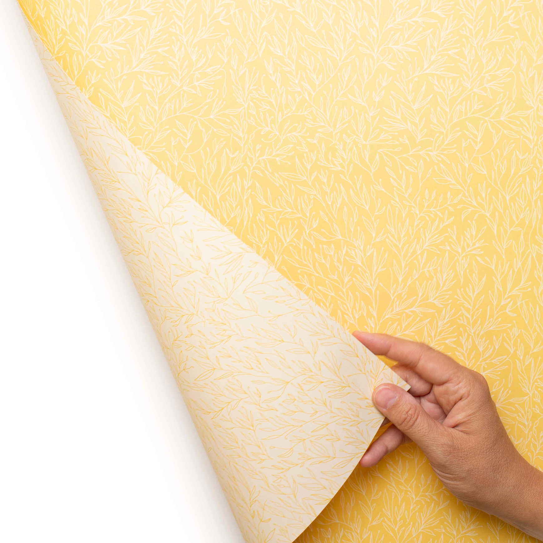 Geschenkpapier Frühlings Geschenkpapier, gelb, zweiseitiges Recyclingpapier ca. 67 x 48 cm , beidseitig bedruckt  