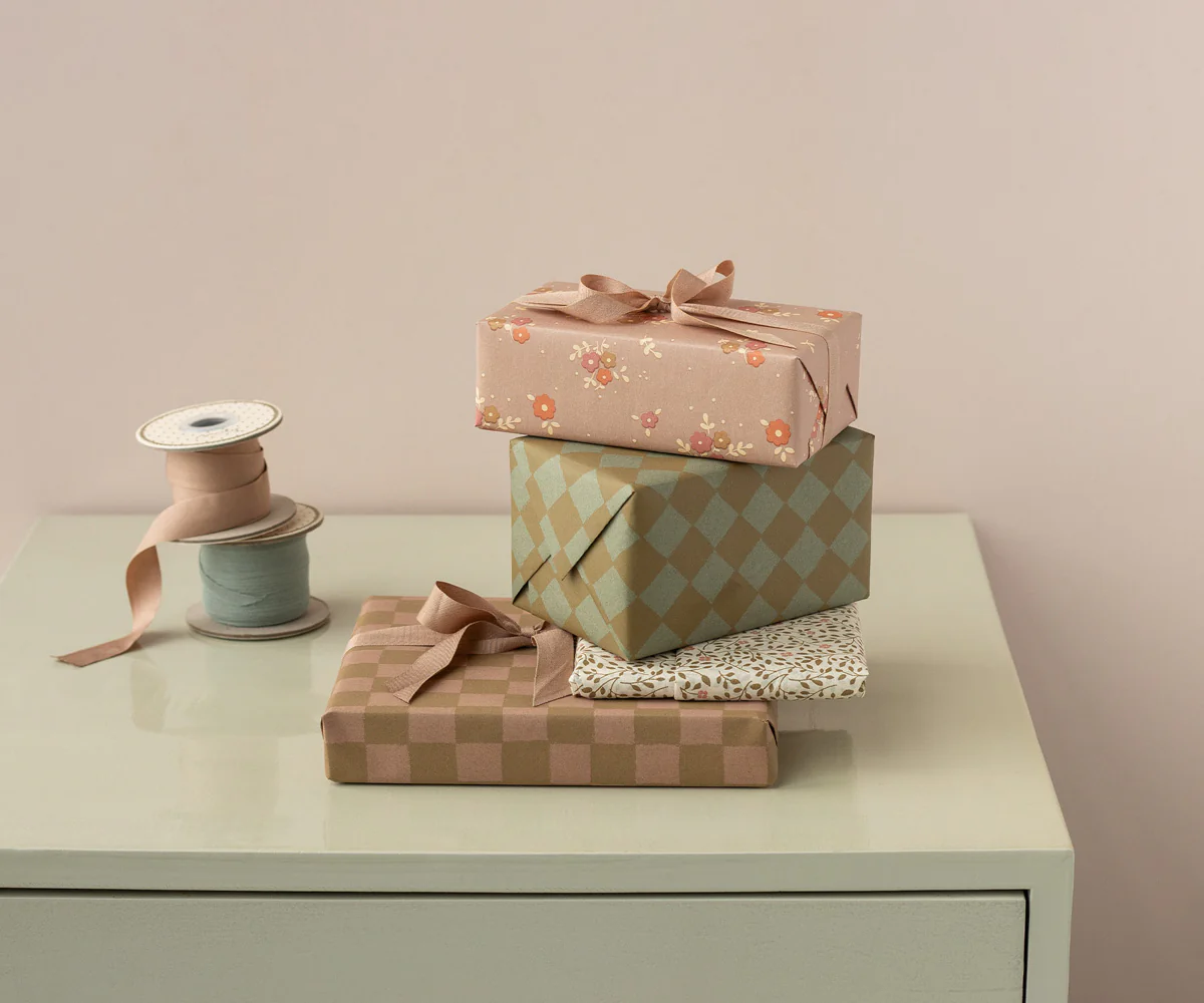 Maileg Geschenkpapier auf der Rolle , 10m x 55 cm breit, Gift wrap, Michette - 10 m