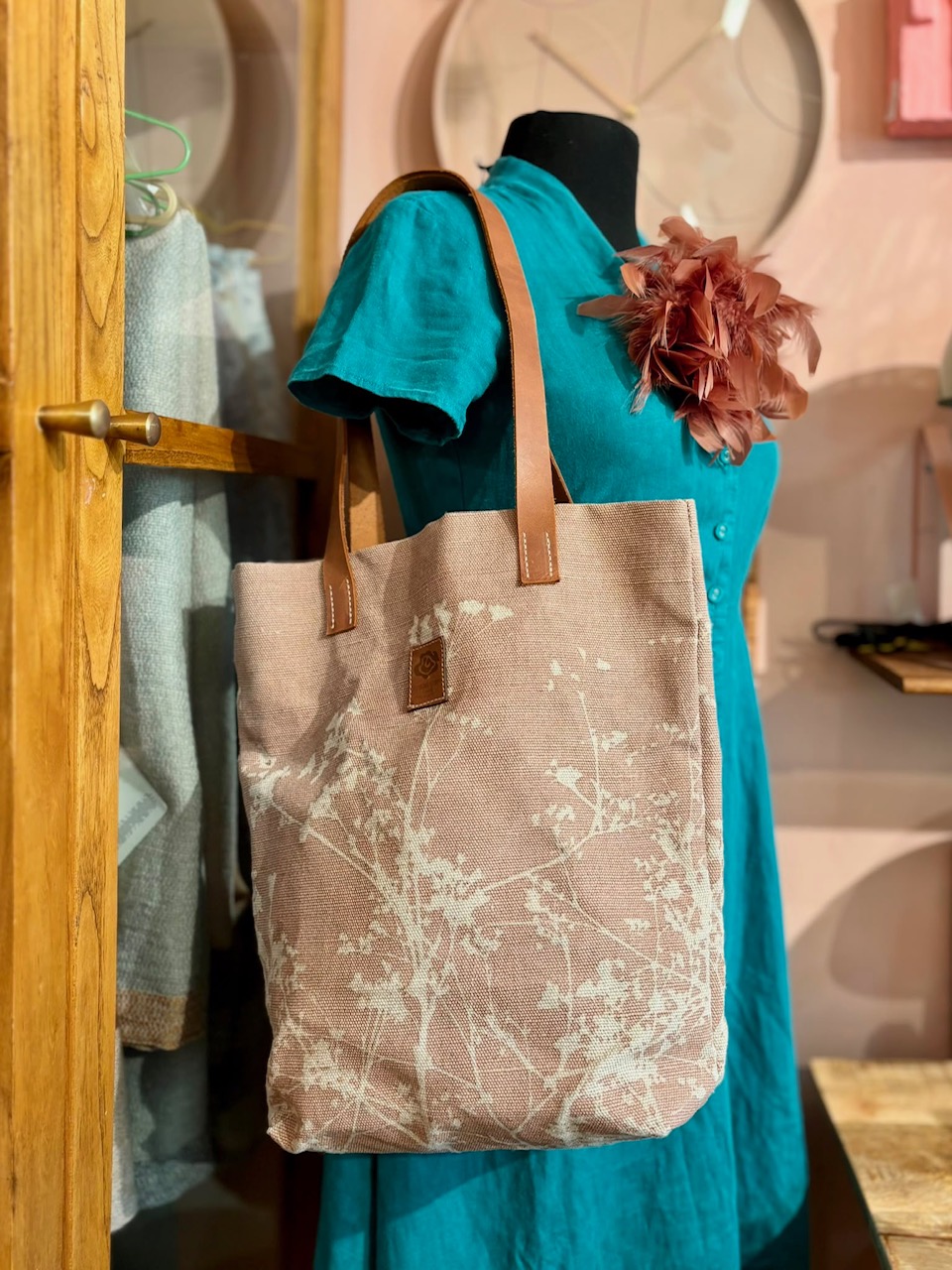 % Dorothee Lehnen Schultertasche Fenchel, Leinen , ca. 26 × 10 × 38 cm