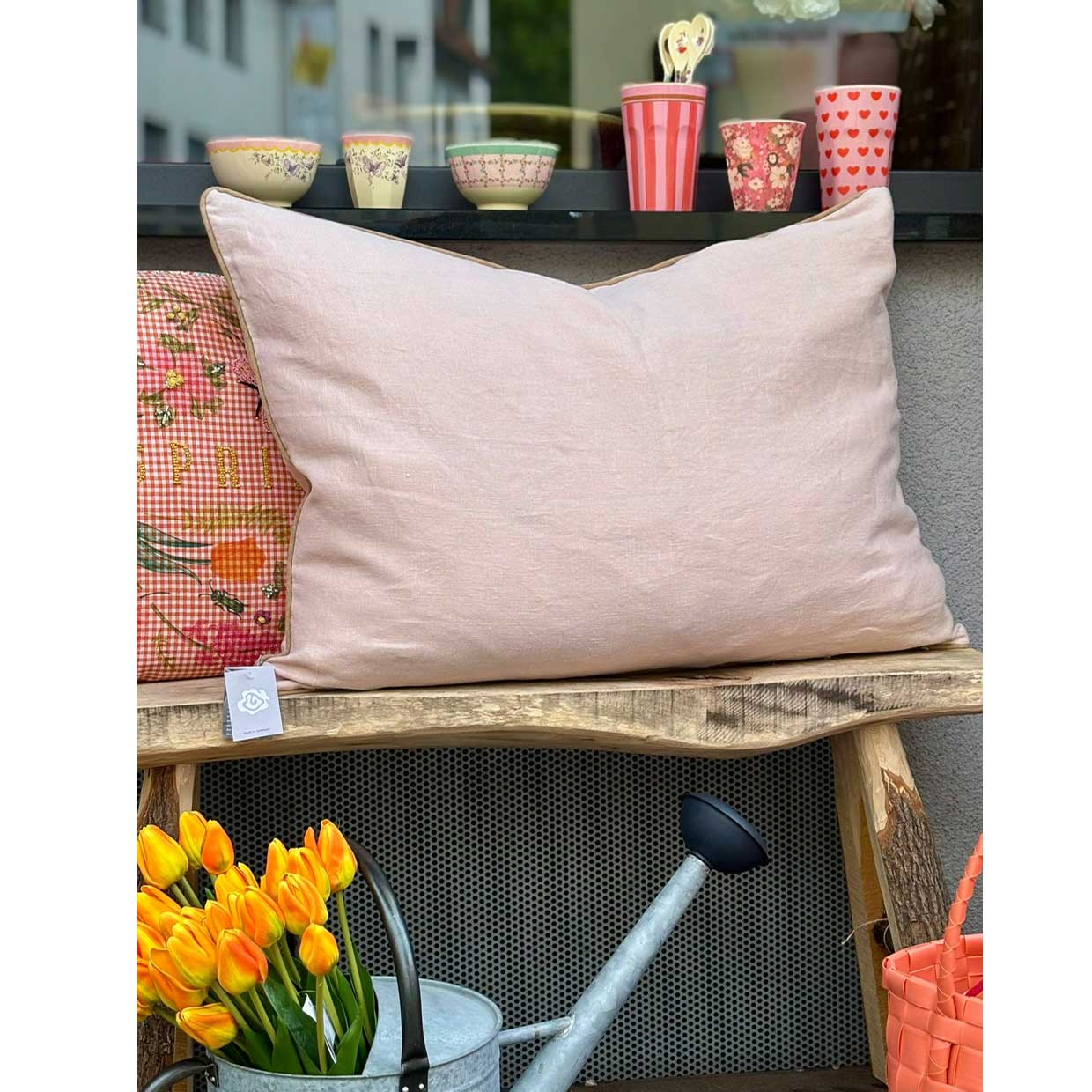 Dorothee Lehnen Kissen UNI mit Keder, Leinen 75 x 55 cm, Farbe sanftes Rosé, Keder Beige
