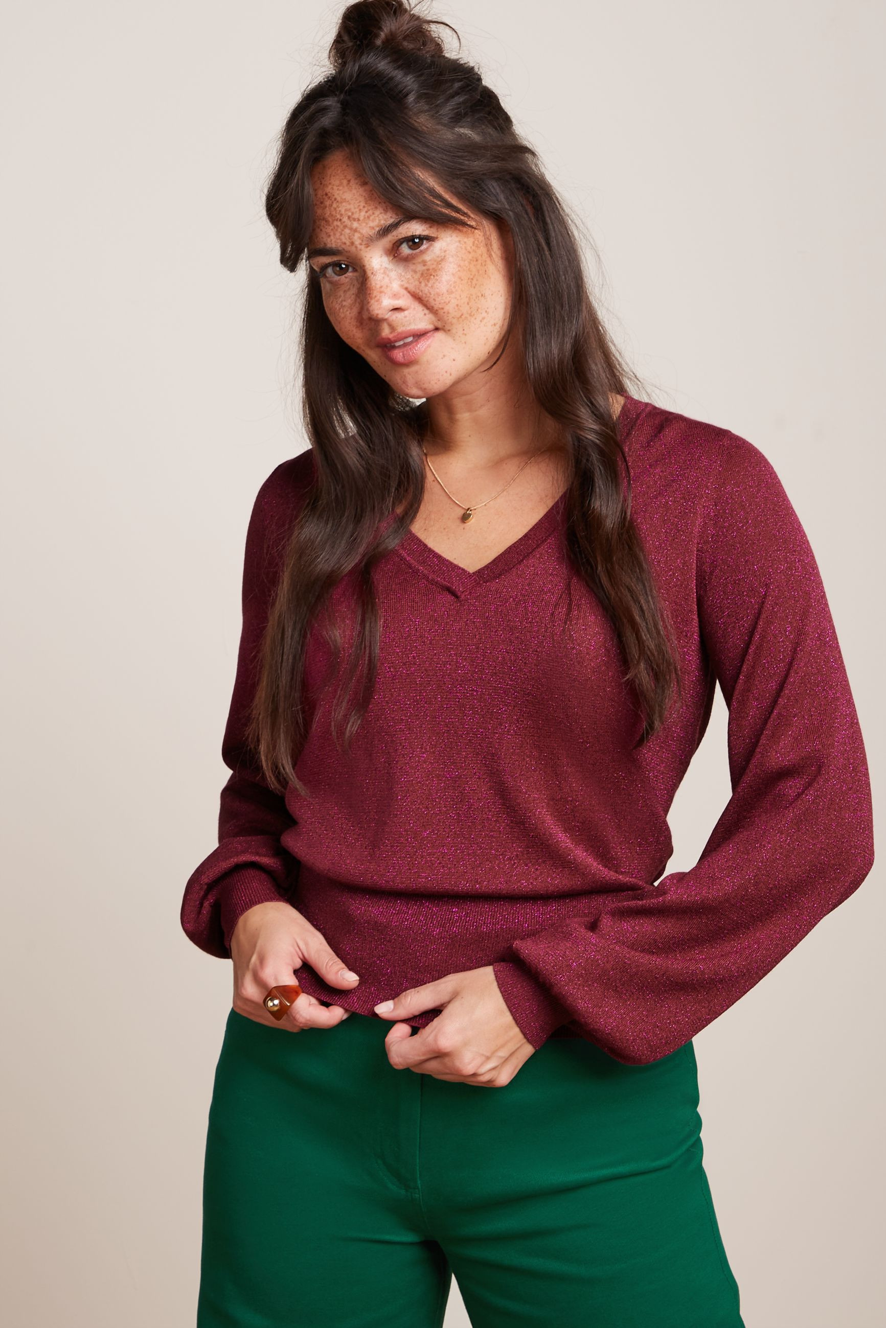 % King Louie Pullover V Neck Bellsleeve Spiro, Farbe: Wild Fuchsia, Größe L/40