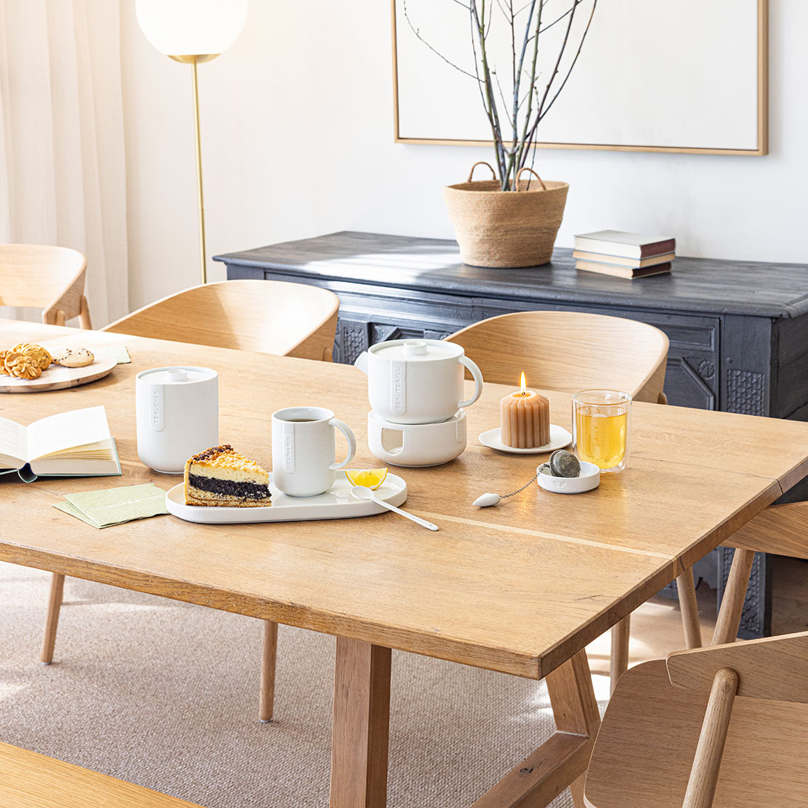 Cozy Time. Tasse mit Deckel "Glücksmoment" von Räder  Teetasse mit Deckel