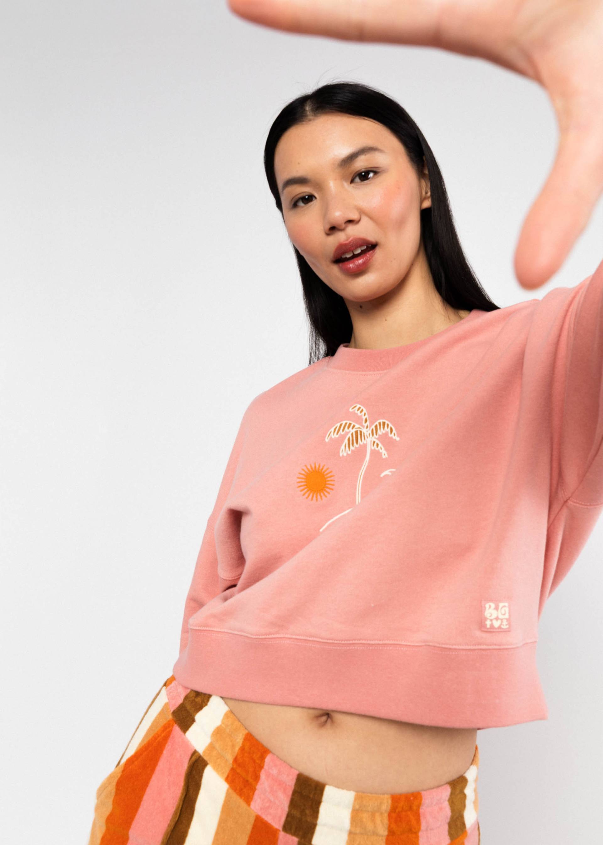 Blutsgeschwister Pullover Crew Core - happy beach palms pink