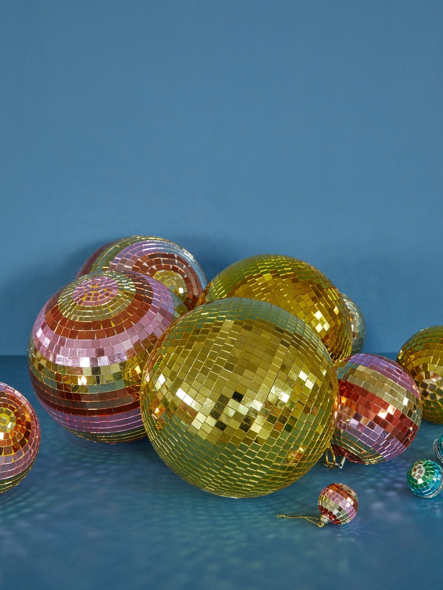 RICE Diskokugel Gold, D. ca. 25 cm, Large Disco Ball - gold
