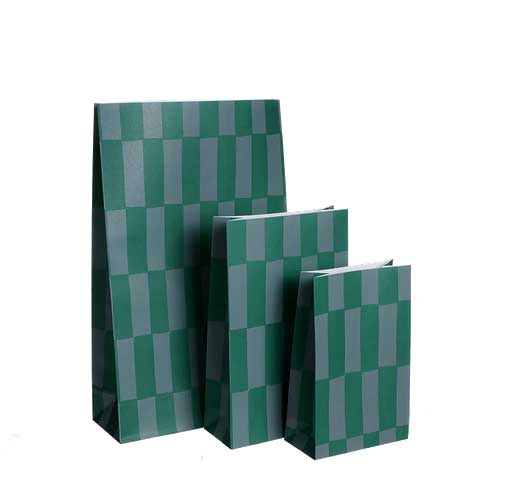 Geschenktüte Papier Schachbrett · grün, 15x6x24 cm, Papiertüte mit Blockboden pro Stück
