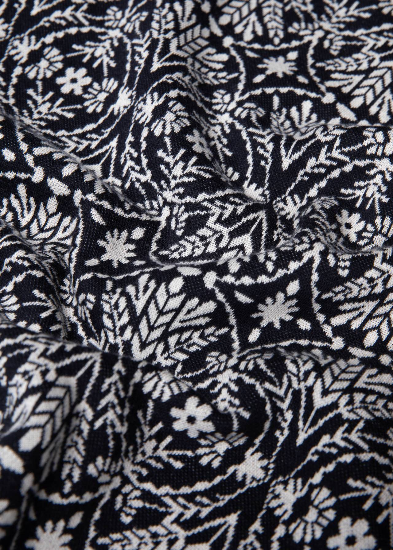 Blutsgeschwister Strickoberteil Safe and Warm Turtle black harvest thanks