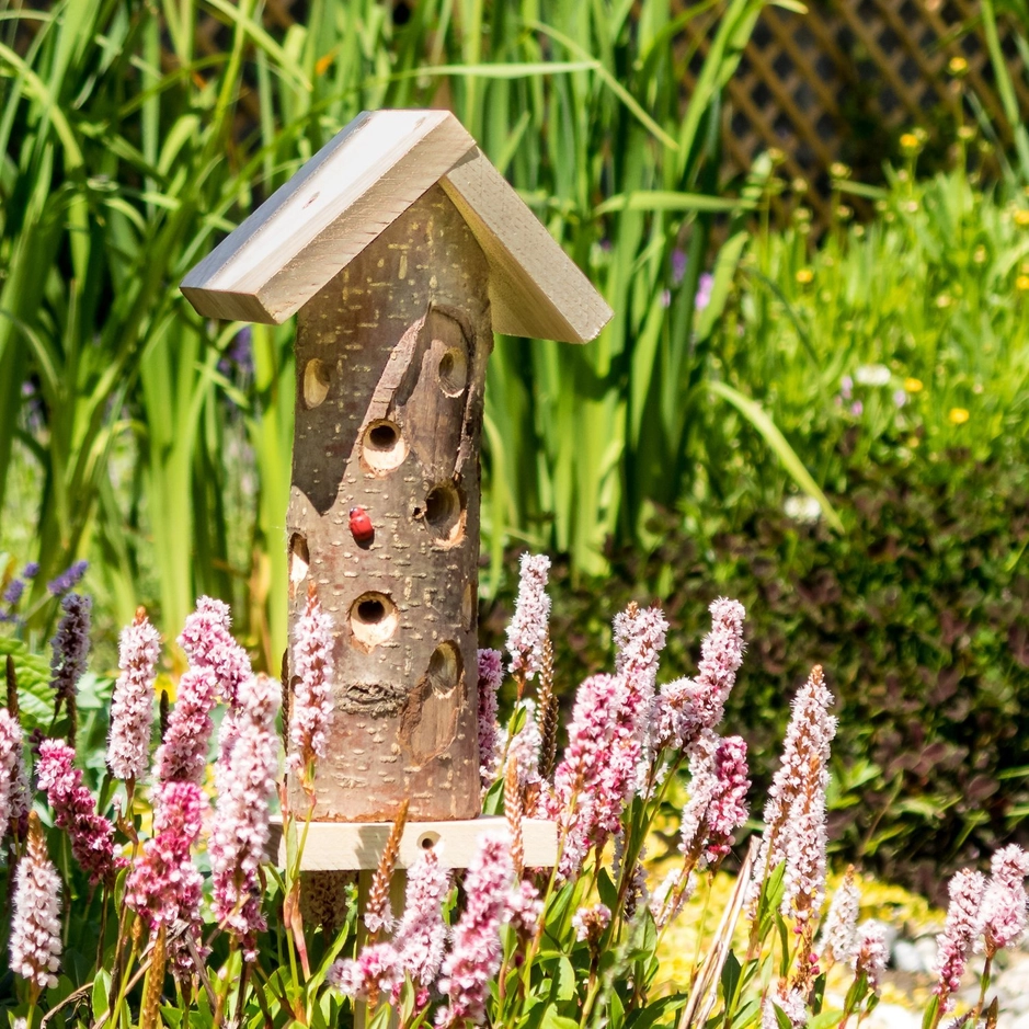 Marienkäferturm, Höhe ca. 30 cm, Garten