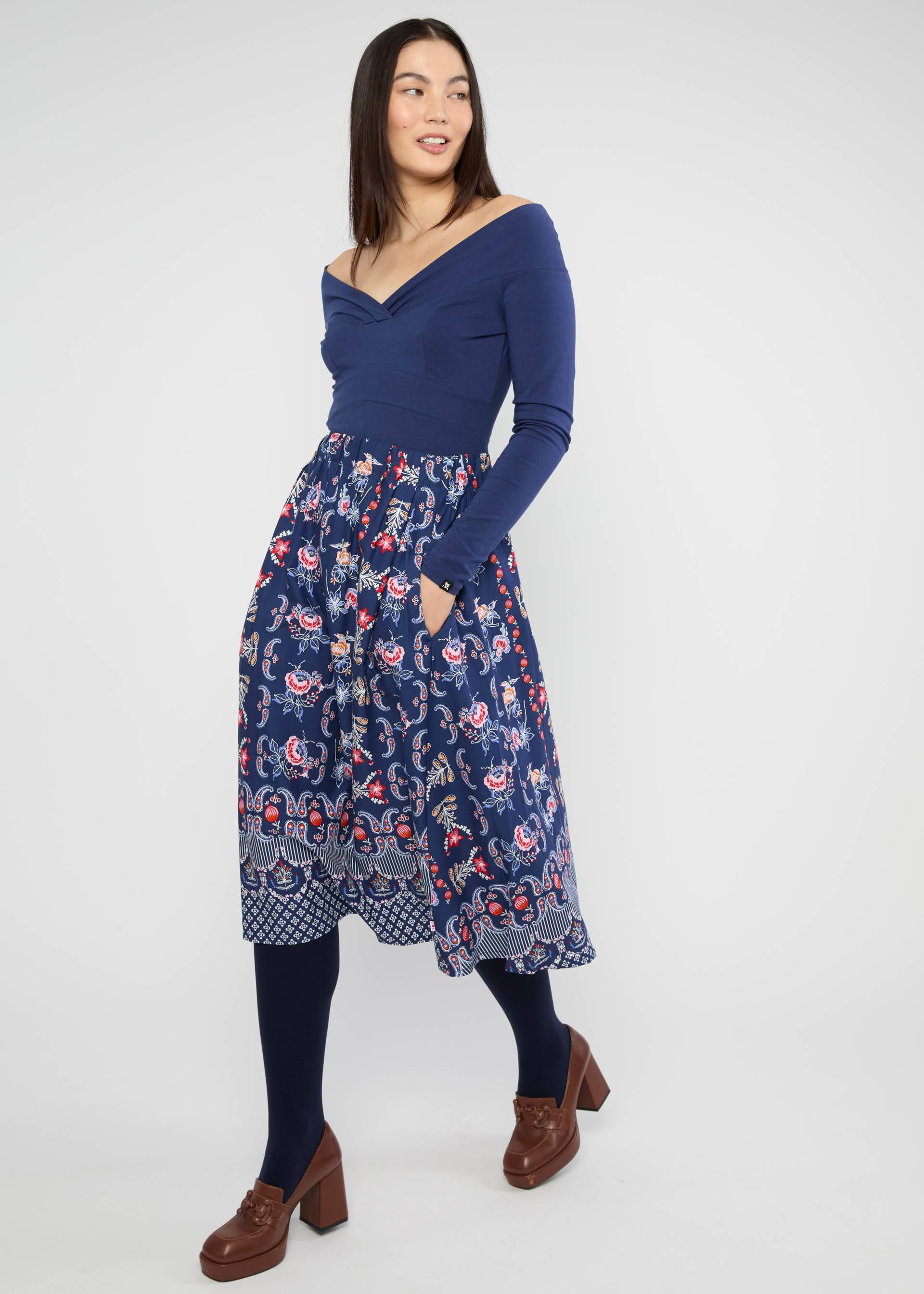 Blutsgeschwister Midirock Swing Around the Clock - frisian porcelain