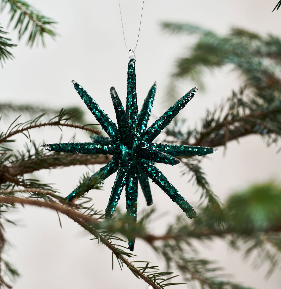 House doctor XMAS Weihnachtsanhänger Stern Spike, grüner Glitzer, ca.12 cm, Pro Stück  