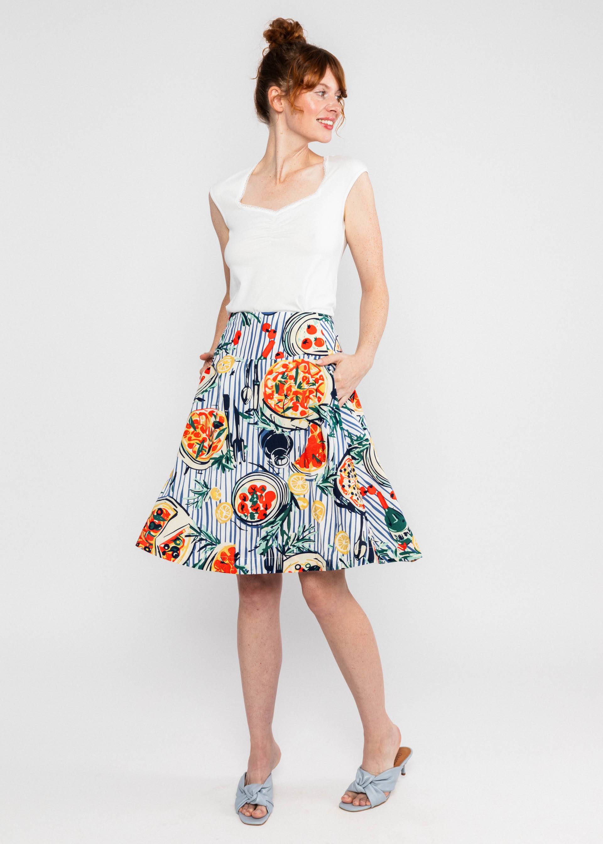 Blutsgeschwister Tellerrock Romance Rules the World - prima pizza