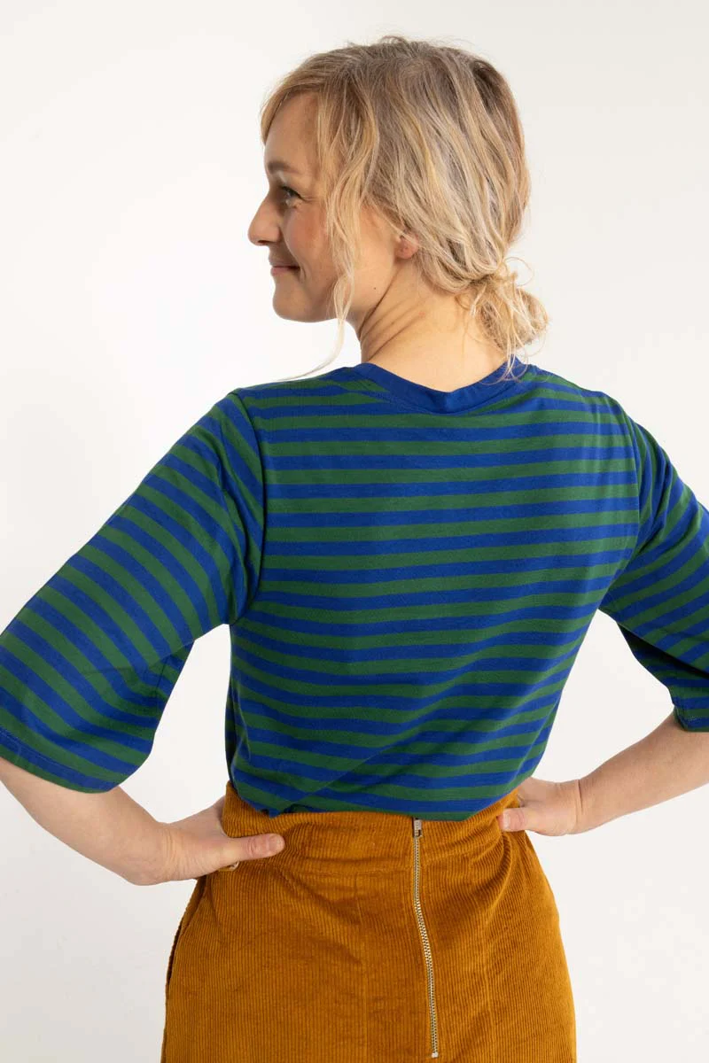 DANEFAE - Danebasic Glad Tee Deep Blue/Dark Pine, Langarm-T-Shirt, Streifen blau-grün